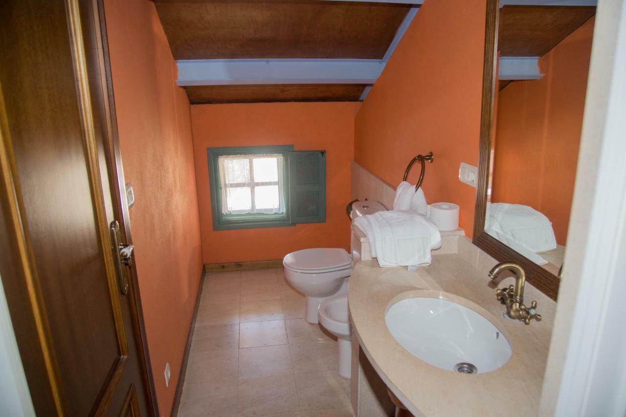 Casa Don Din Guest House Cruces Exterior photo